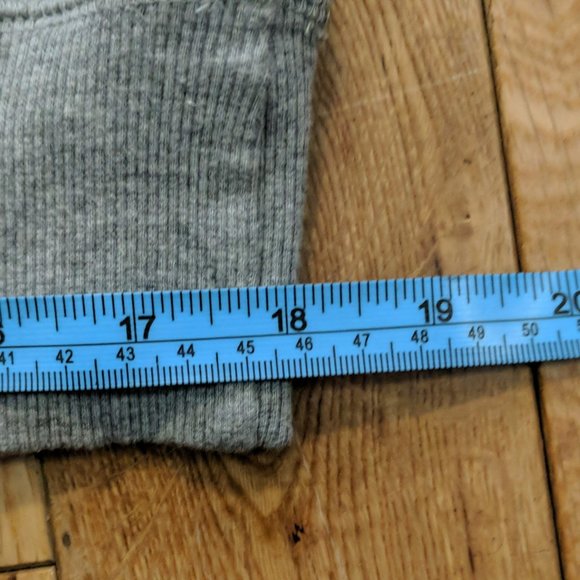 Sequin Bird Sweatshirt - Picture 6 of 6